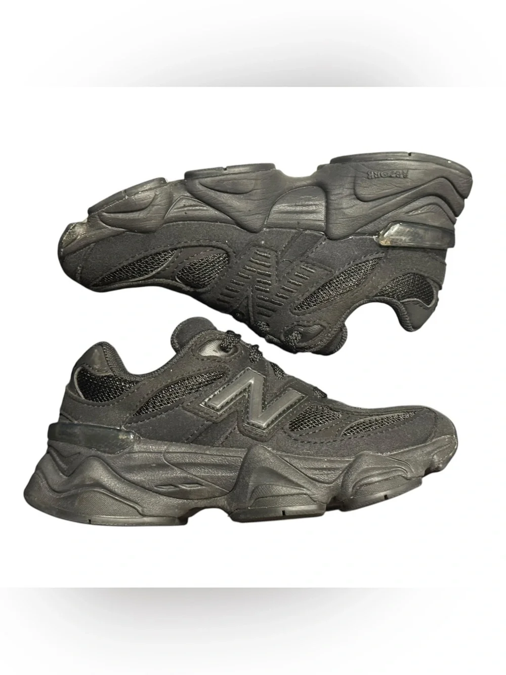 New Balance 9060 Triple Black Preschool Kids Shoes PC9060BB Size 11